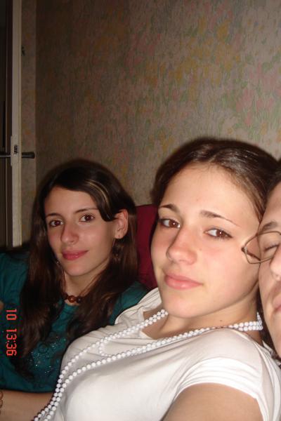 <= Mathilde ; Moi ; Guillaume (tt caché)=>